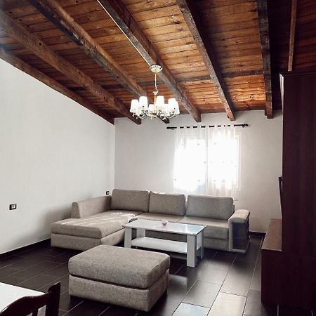 Vlorë Oa'S Beach Apartment מראה חיצוני תמונה