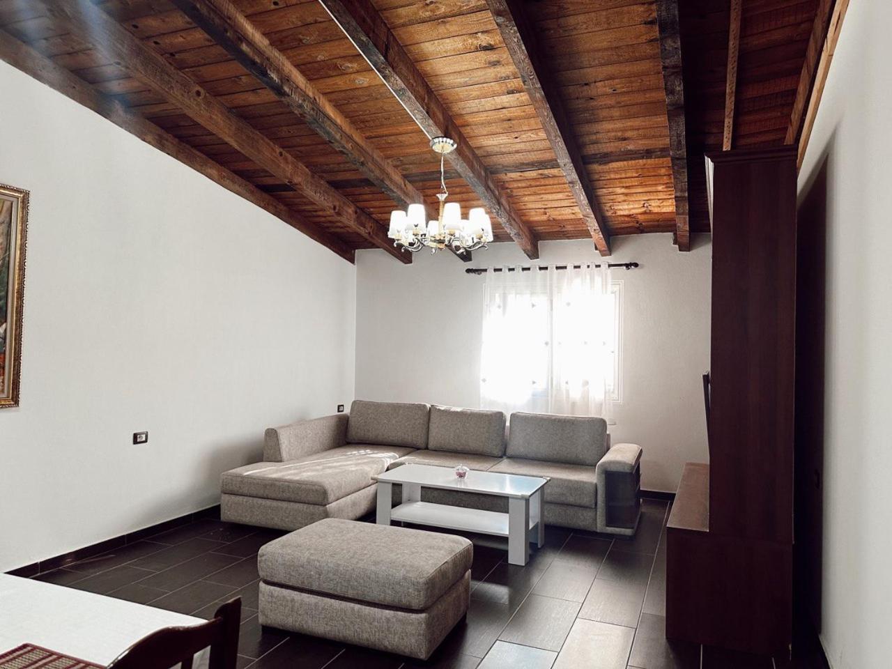Vlorë Oa'S Beach Apartment מראה חיצוני תמונה