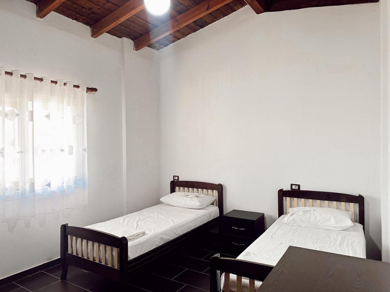 Vlorë Oa'S Beach Apartment מראה חיצוני תמונה